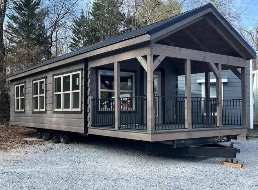 Worksite Accommodation Containers